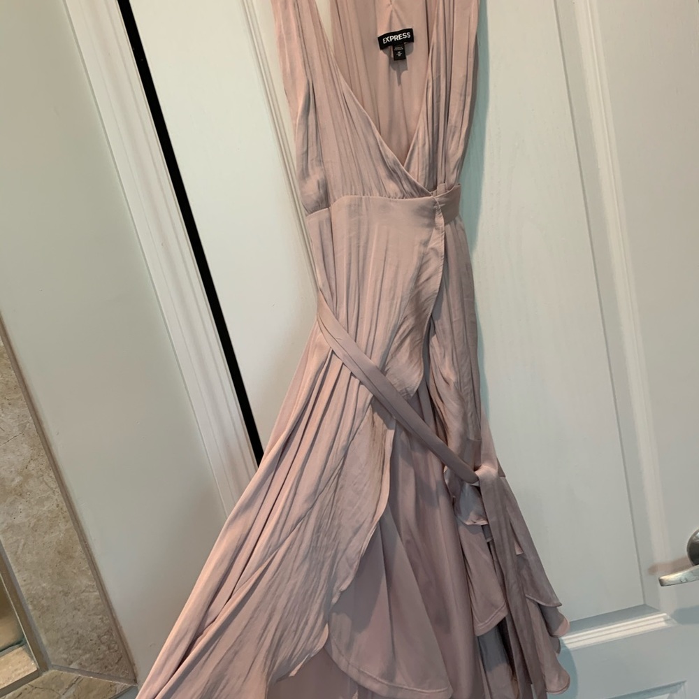 Dress - Picture 3 of 3
